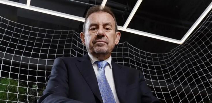 开赛之际, 召开的俱乐, 只能依赖青