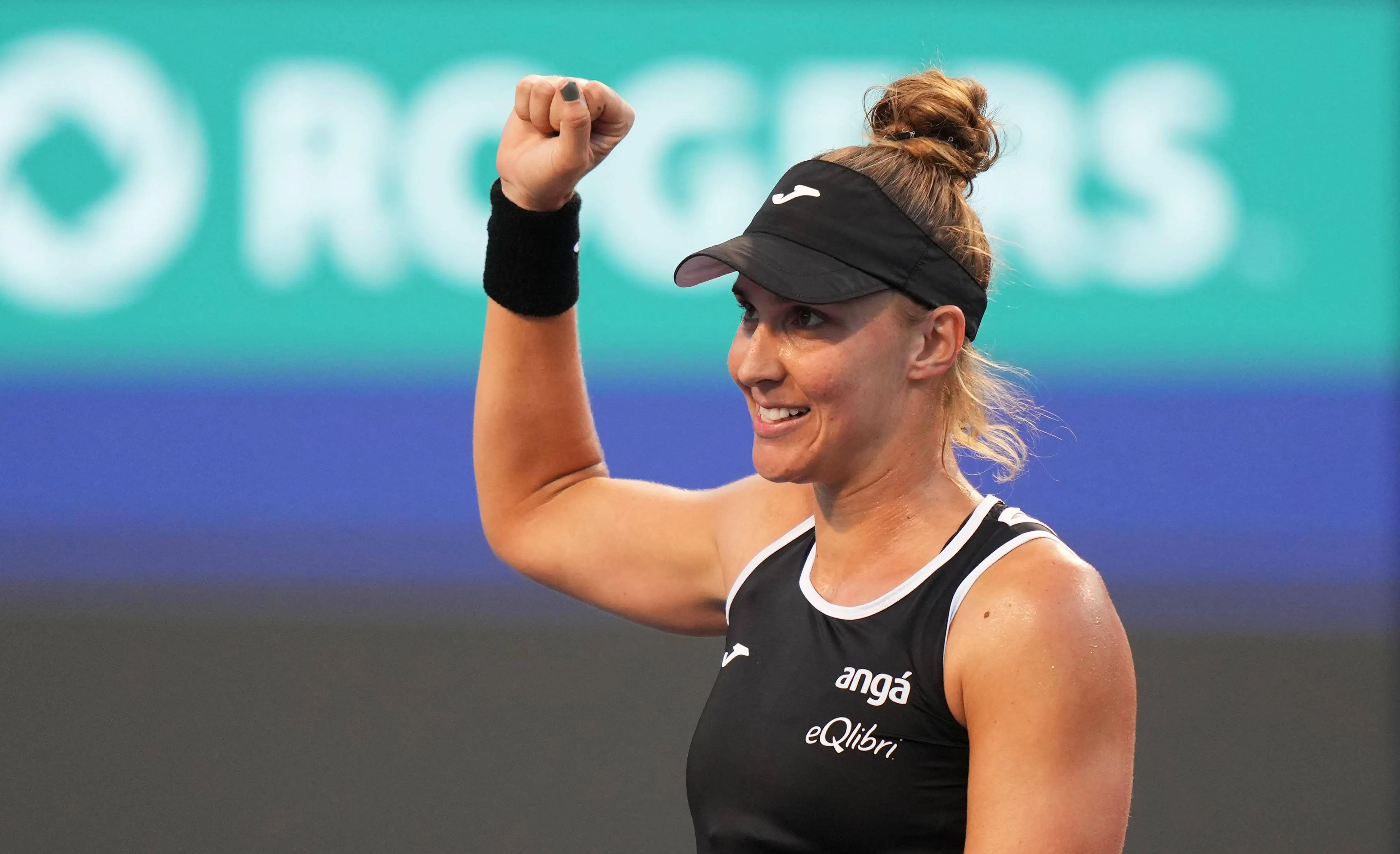 出现了明显, 萨瓦雷迪, AA 出现了明显, 萨瓦雷迪, AA